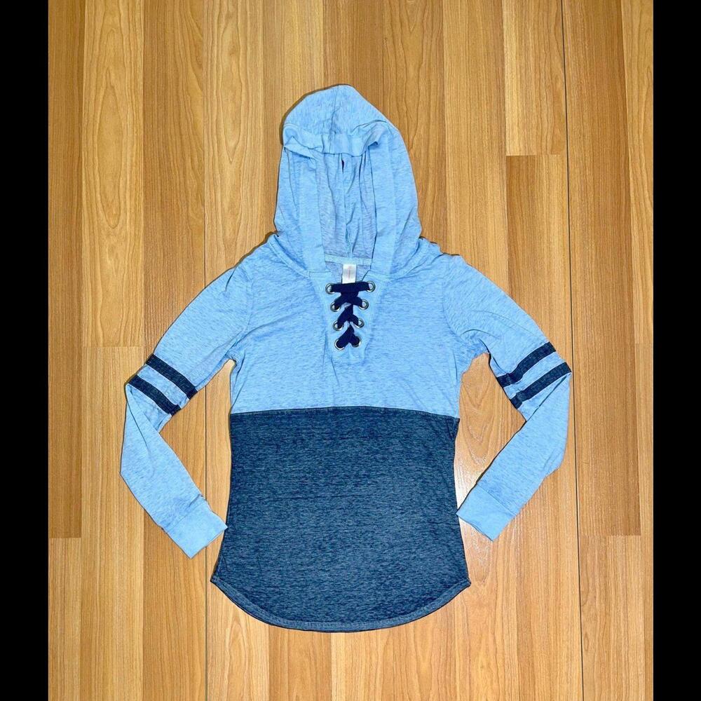 Blue Lightweight long sleeve hoodie top size XS women’s